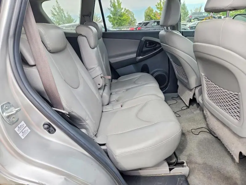 2010 TOYOTA RAV4 LIMITED  