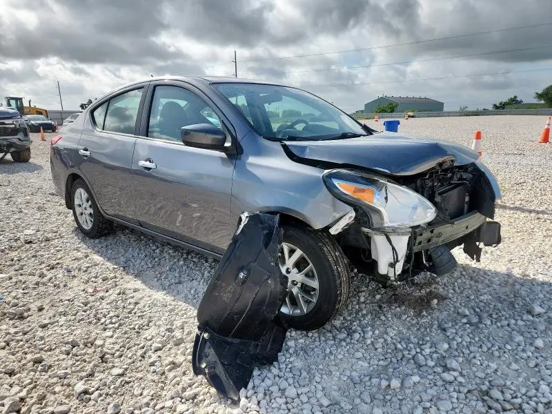 2016 NISSAN VERSA S  