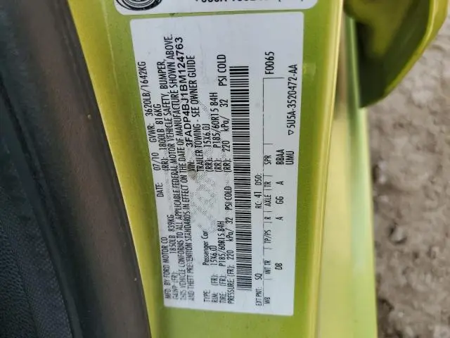 2011 FORD FIESTA SE  