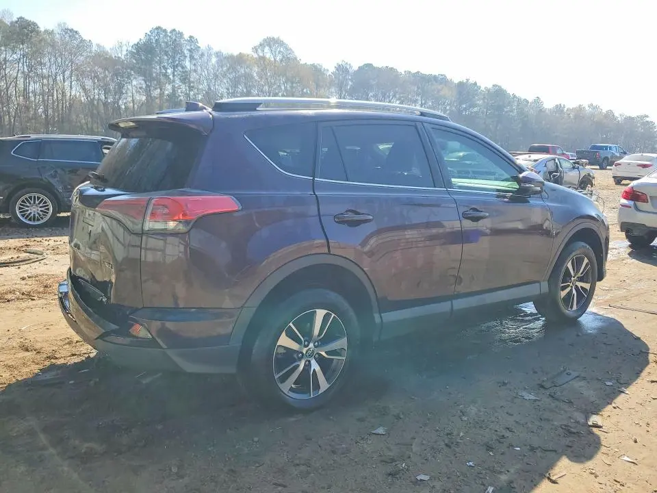 2017 TOYOTA RAV4 XLE  