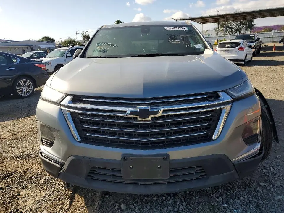 2023 CHEVROLET TRAVERSE LT  