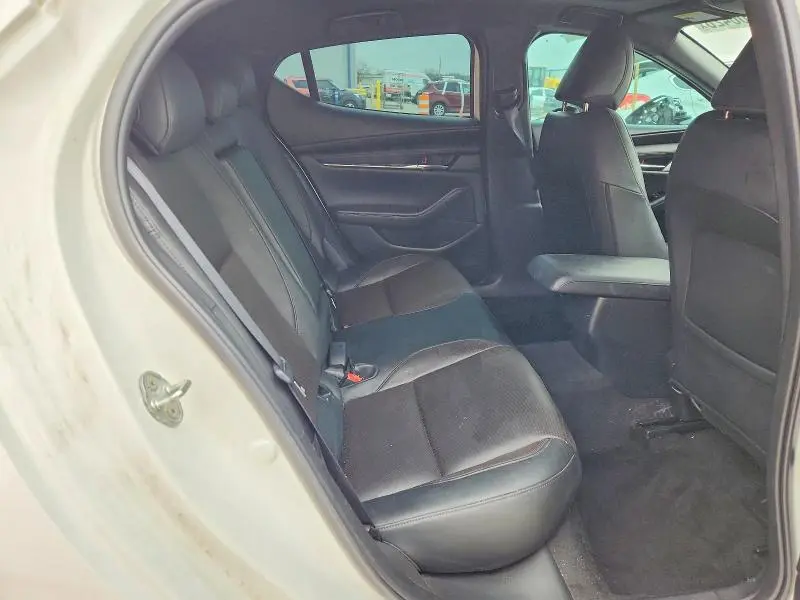 2024 MAZDA 3 PREMIUM PLUS  