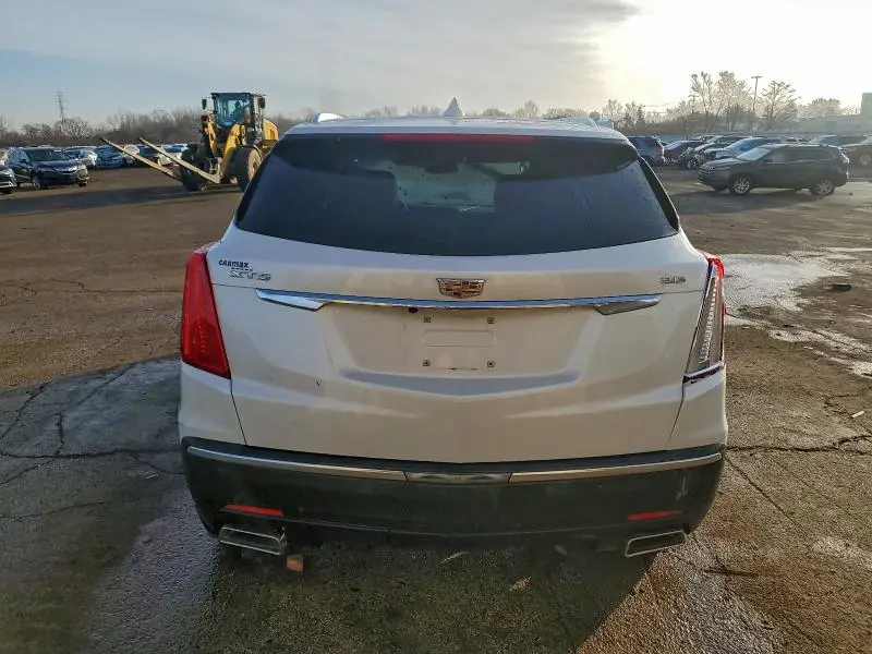 2017 CADILLAC XT5   