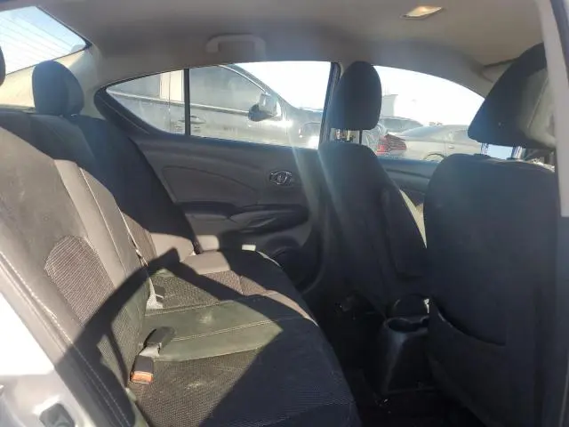 2017 NISSAN VERSA S  