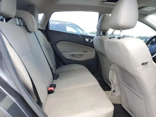2016 FORD FIESTA SE  