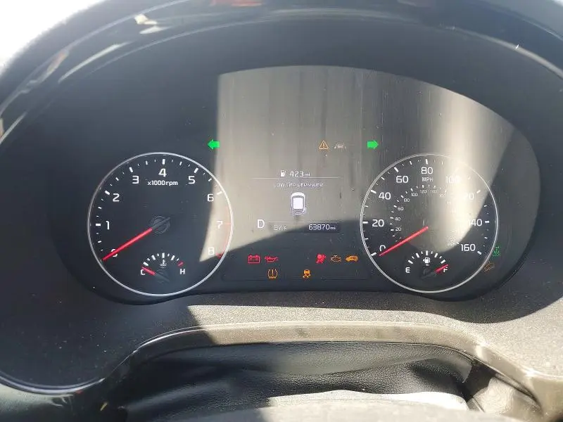 2023 KIA SELTOS EX  