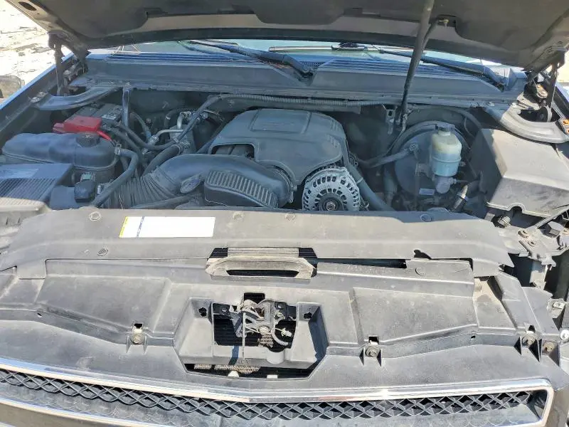 2011 CHEVROLET AVALANCHE LS  