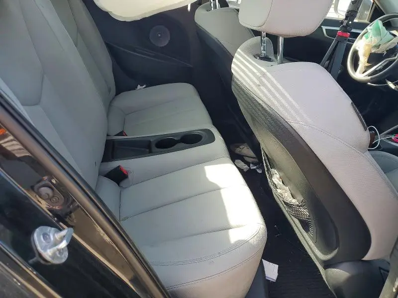 2013 HYUNDAI VELOSTER BASE  