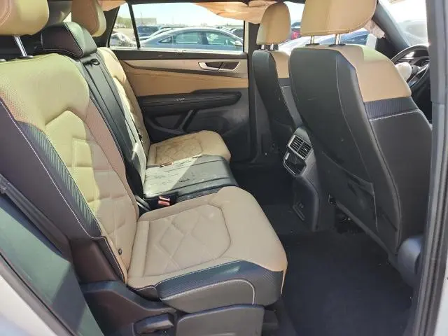 2024 VOLKSWAGEN ATLAS CROSS SPORT SE  