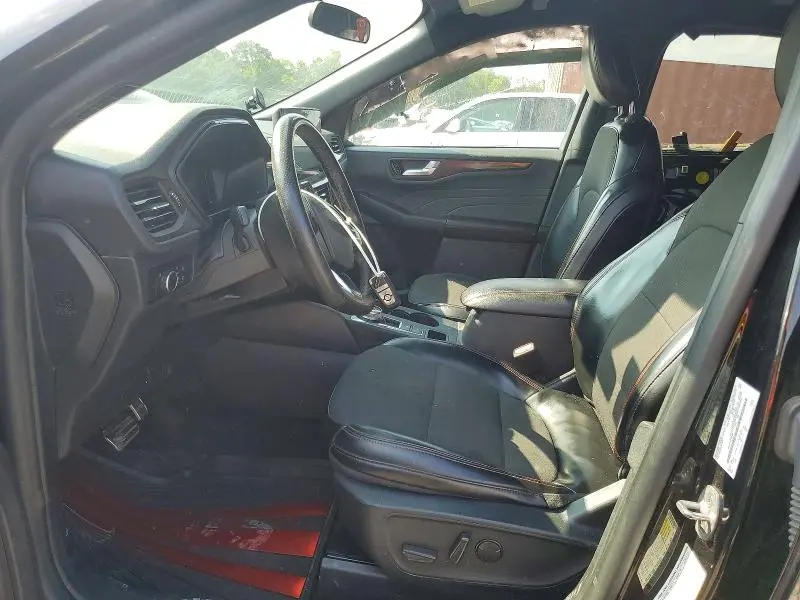 2024 FORD ESCAPE ST LINE  