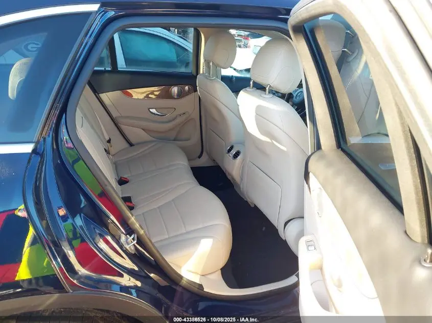 2019 MERCEDES-BENZ GLC 300 4MATIC