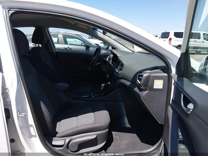 2018 HYUNDAI IONIQ HYBRID BLUE