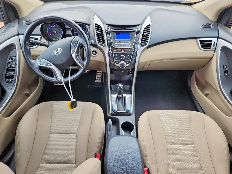 2016 HYUNDAI ELANTRA GT BASE  