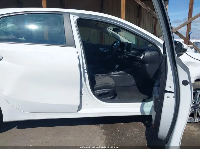 2022 KIA FORTE LXS