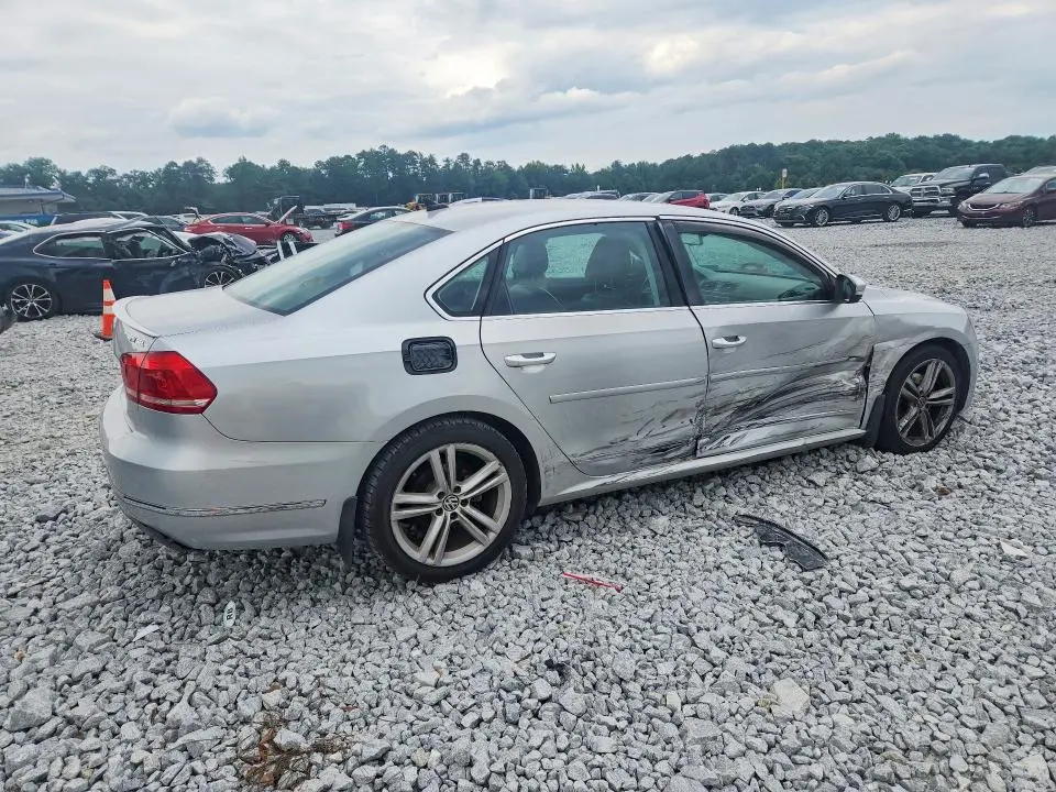 2013 VOLKSWAGEN PASSAT SEL  
