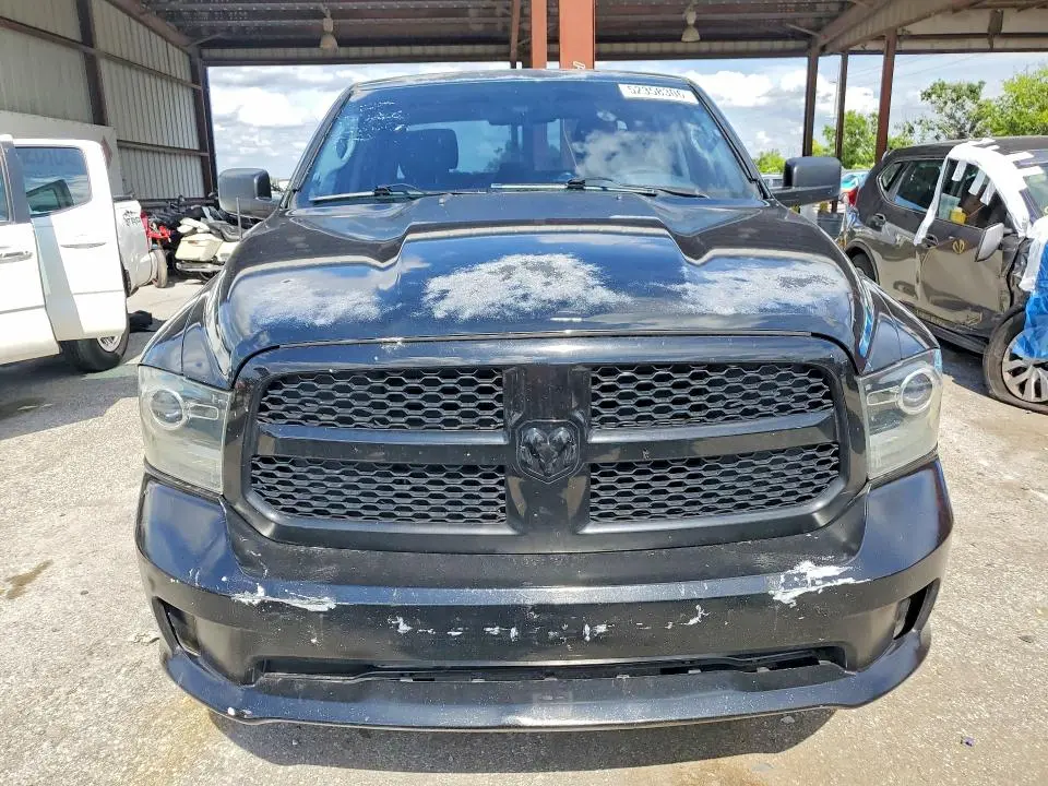 2014 RAM 1500 ST  