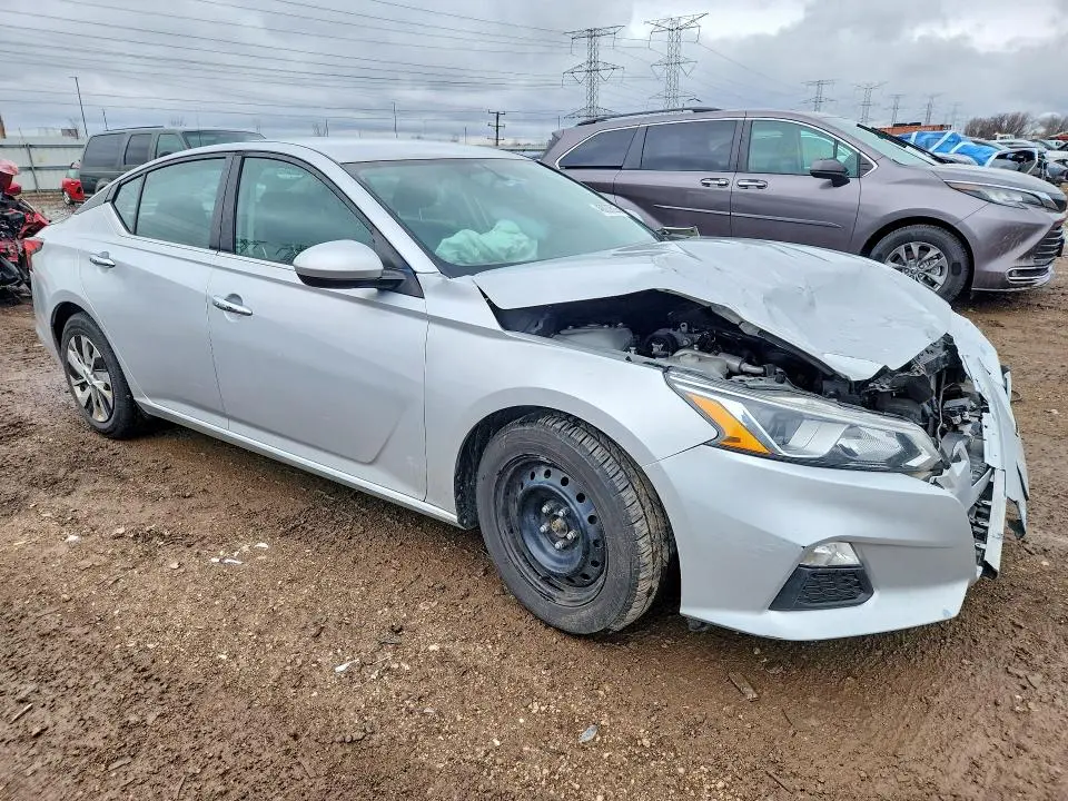 2019 NISSAN ALTIMA S  