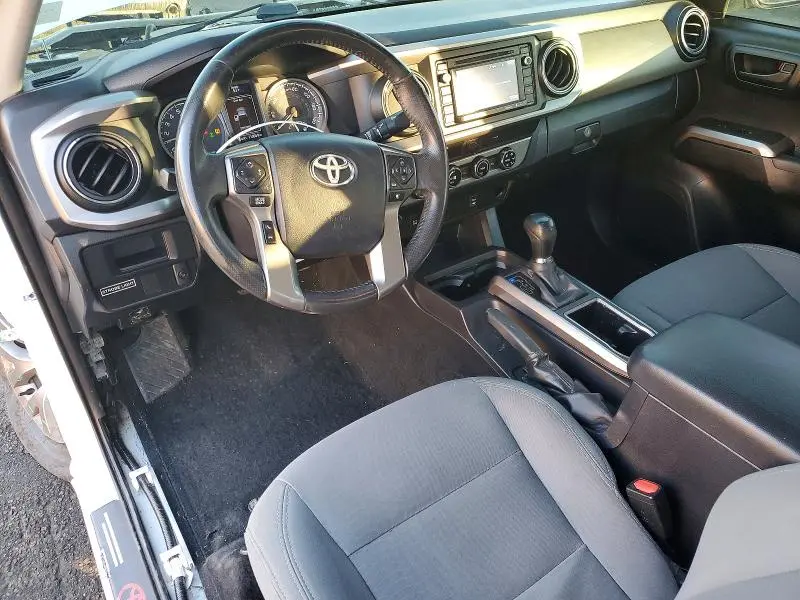 2017 TOYOTA TACOMA SR5 V6  