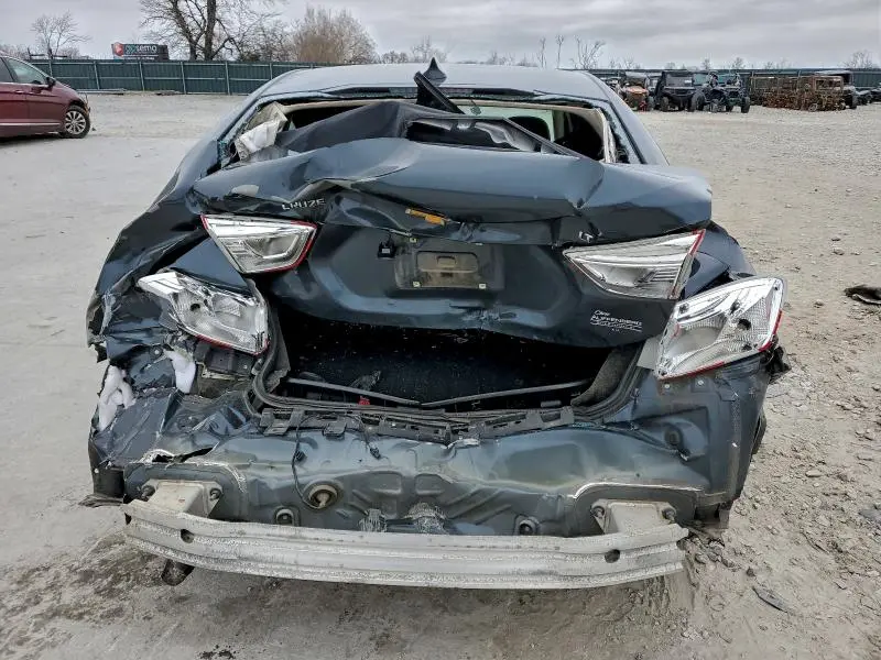 2017 CHEVROLET CRUZE LT  