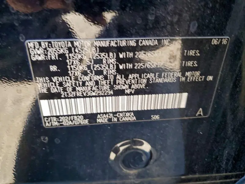 2016 TOYOTA RAV4 LE  