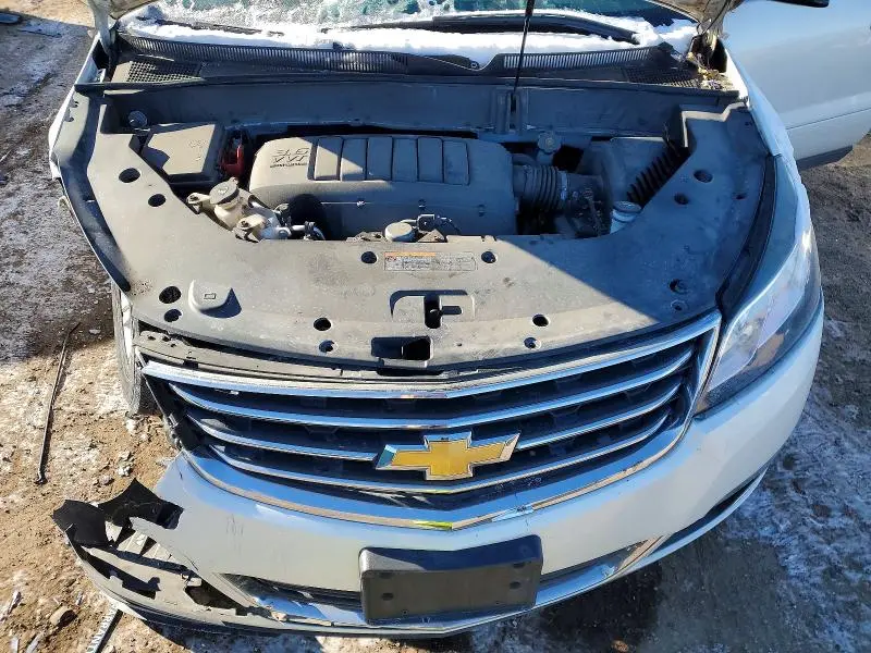 2014 CHEVROLET TRAVERSE LT  