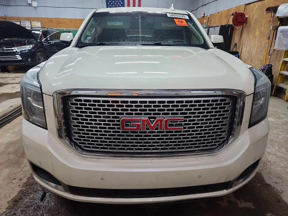 2015 GMC YUKON XL DENALI  