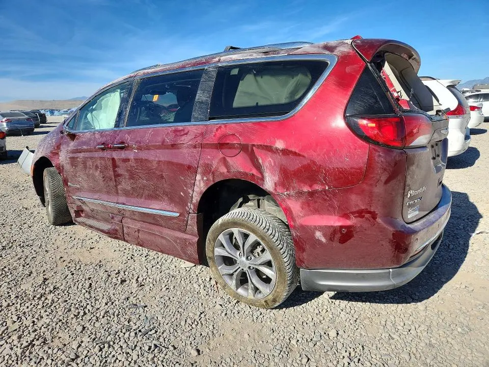 2019 CHRYSLER PACIFICA LIMITED  