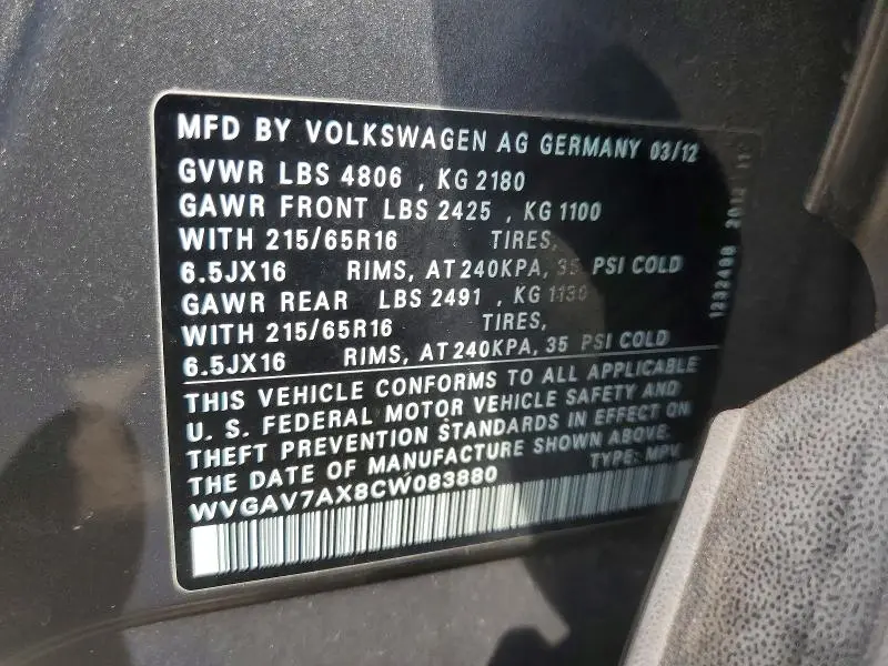 2012 VOLKSWAGEN TIGUAN S  