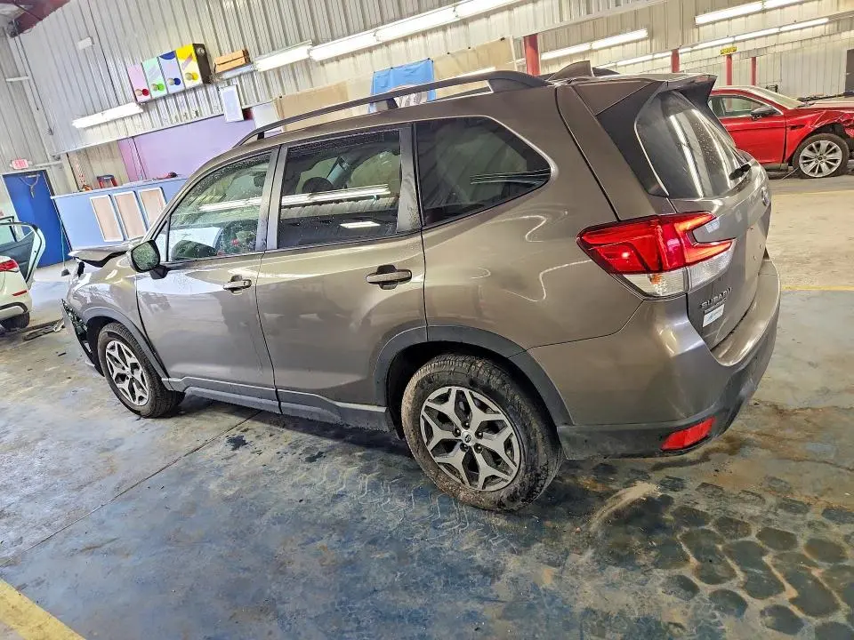 2019 SUBARU FORESTER PREMIUM  