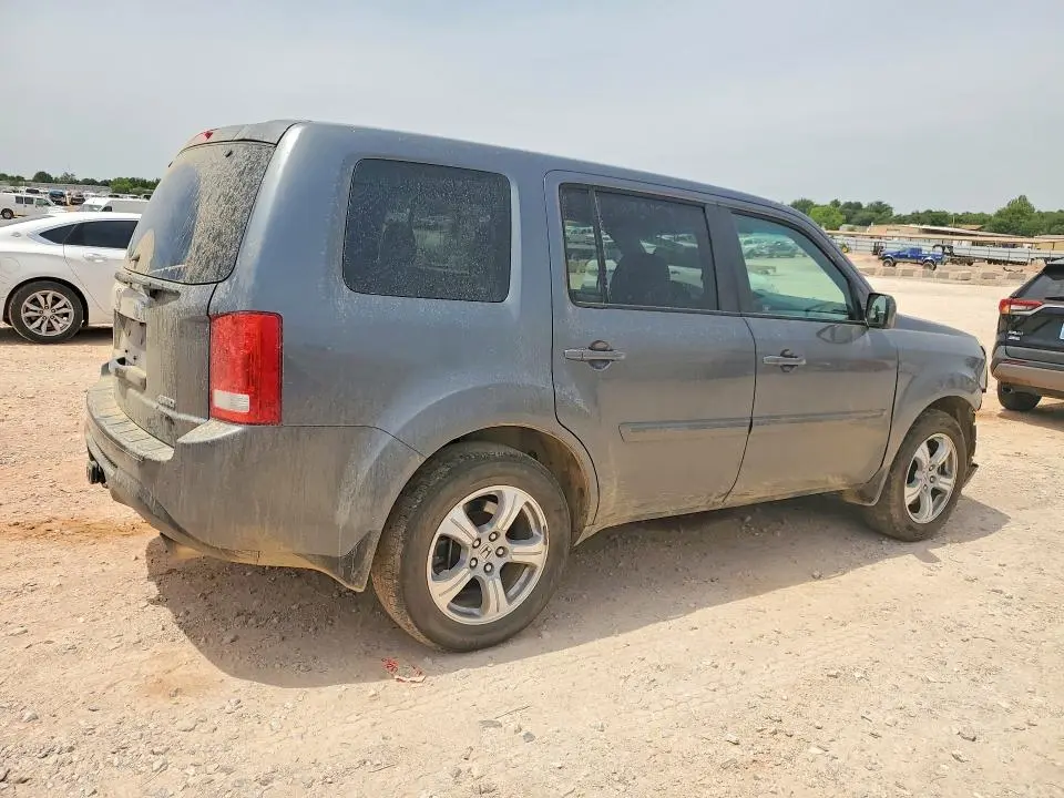 2012 HONDA PILOT EX  