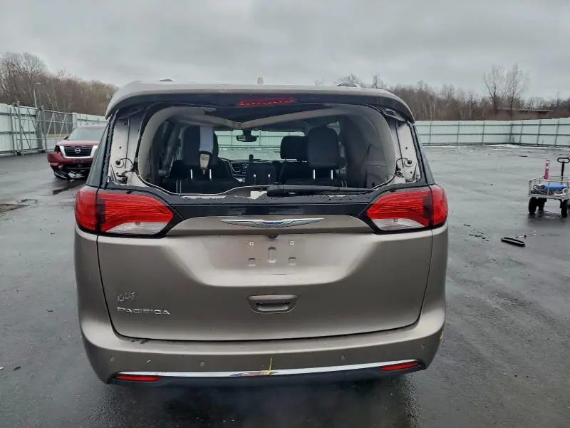 2017 CHRYSLER PACIFICA TOURING L PLUS  