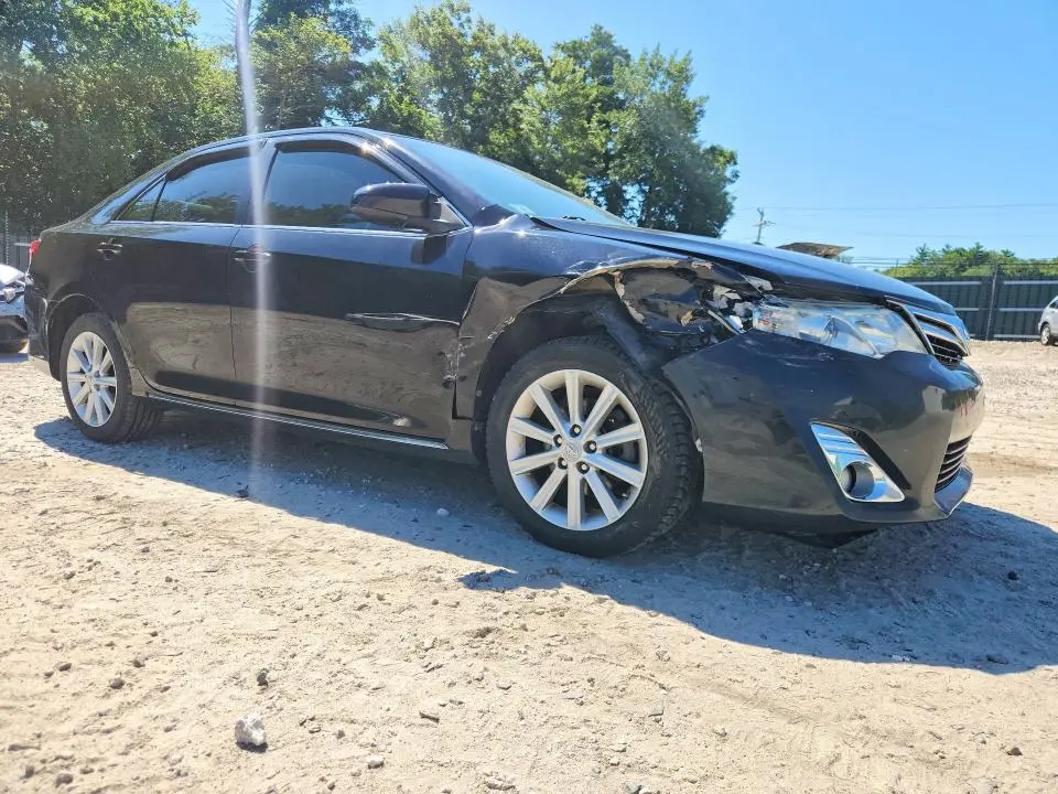 2012 TOYOTA CAMRY XLE  