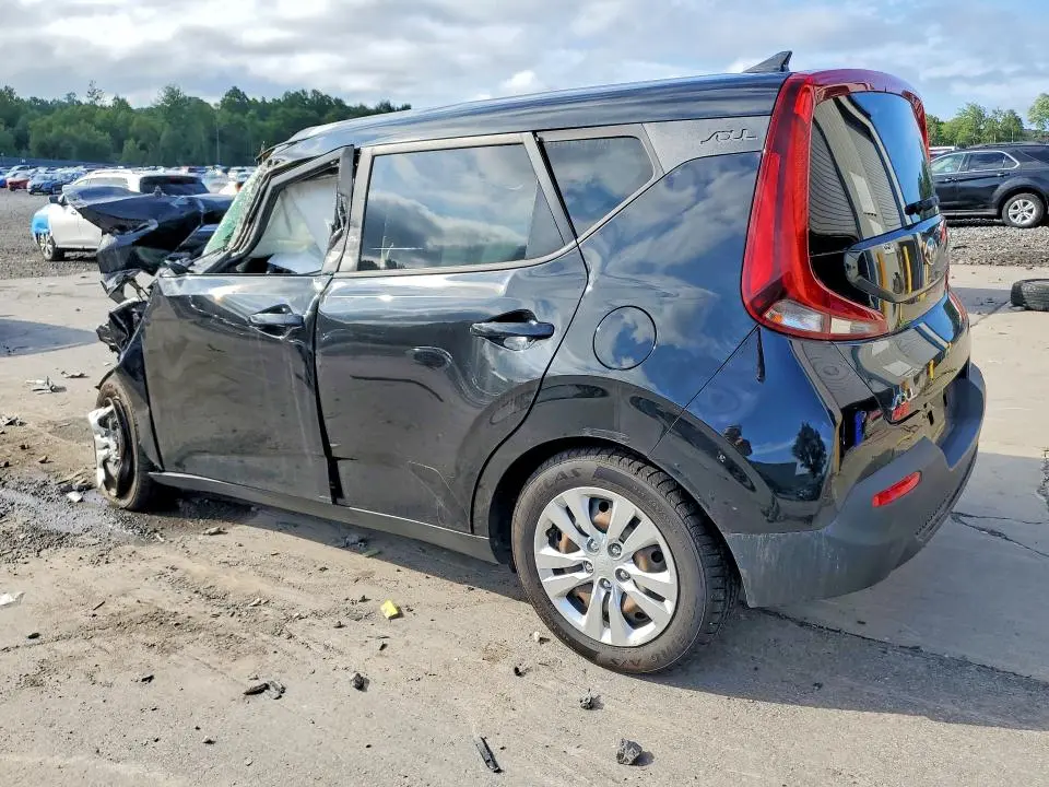 2021 KIA SOUL LX  