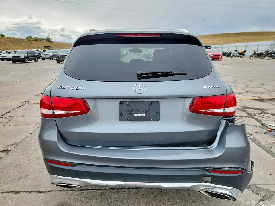 2019 MERCEDES-BENZ GLC 300 4MATIC  