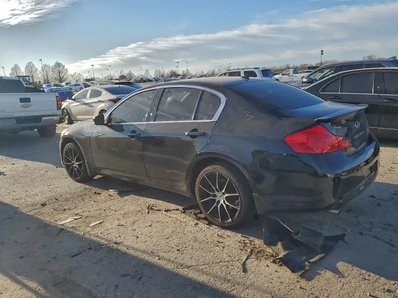 2011 INFINITI G37   