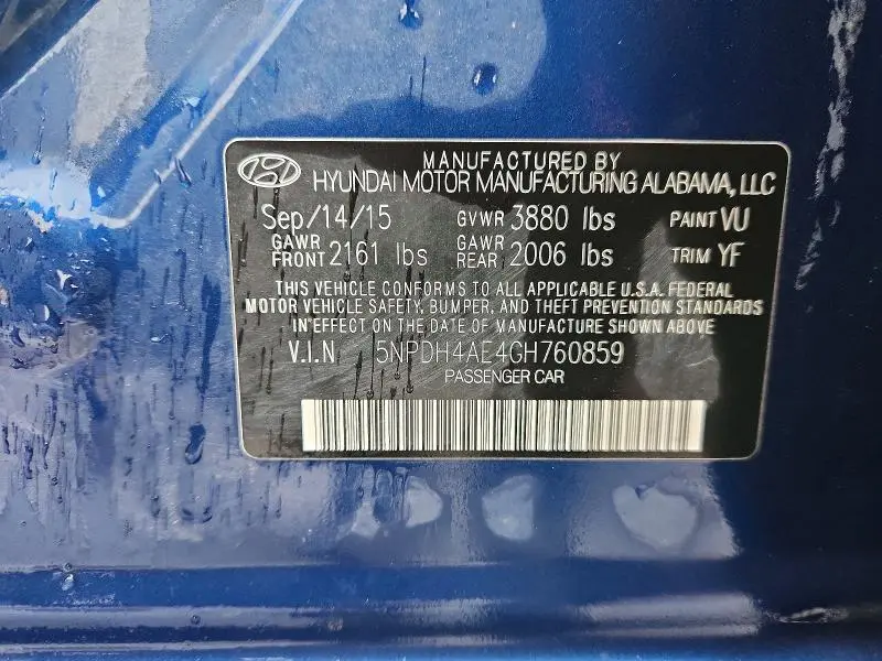 2016 HYUNDAI ELANTRA SE  