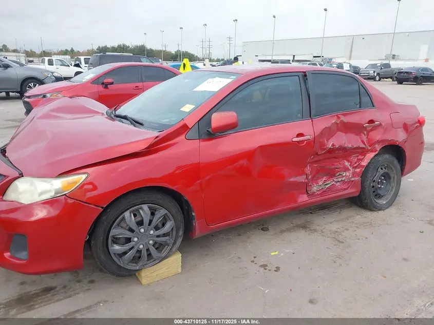 2012 TOYOTA COROLLA LE