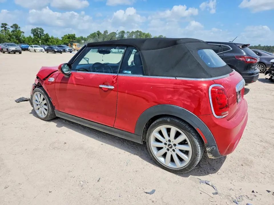 2017 MINI COOPER S  