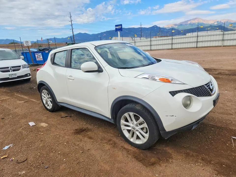 2013 NISSAN JUKE S  