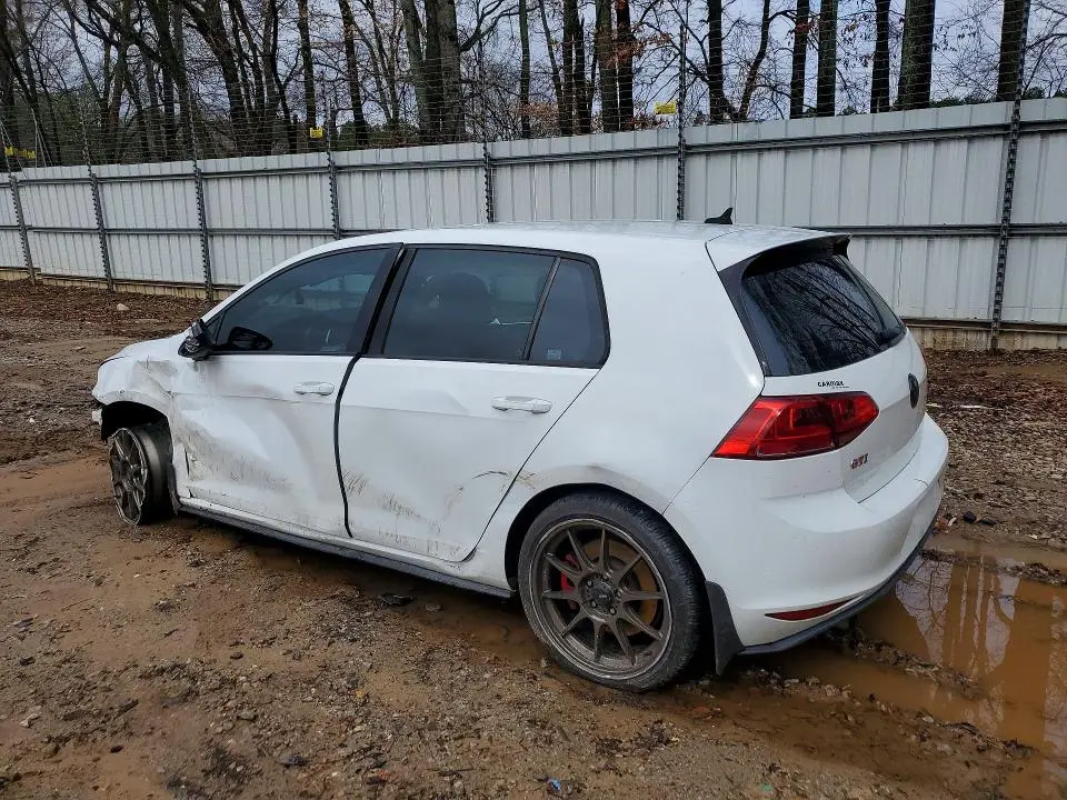 2017 VOLKSWAGEN GTI SPORT  