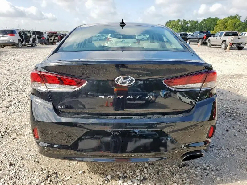 2018 HYUNDAI SONATA SE  