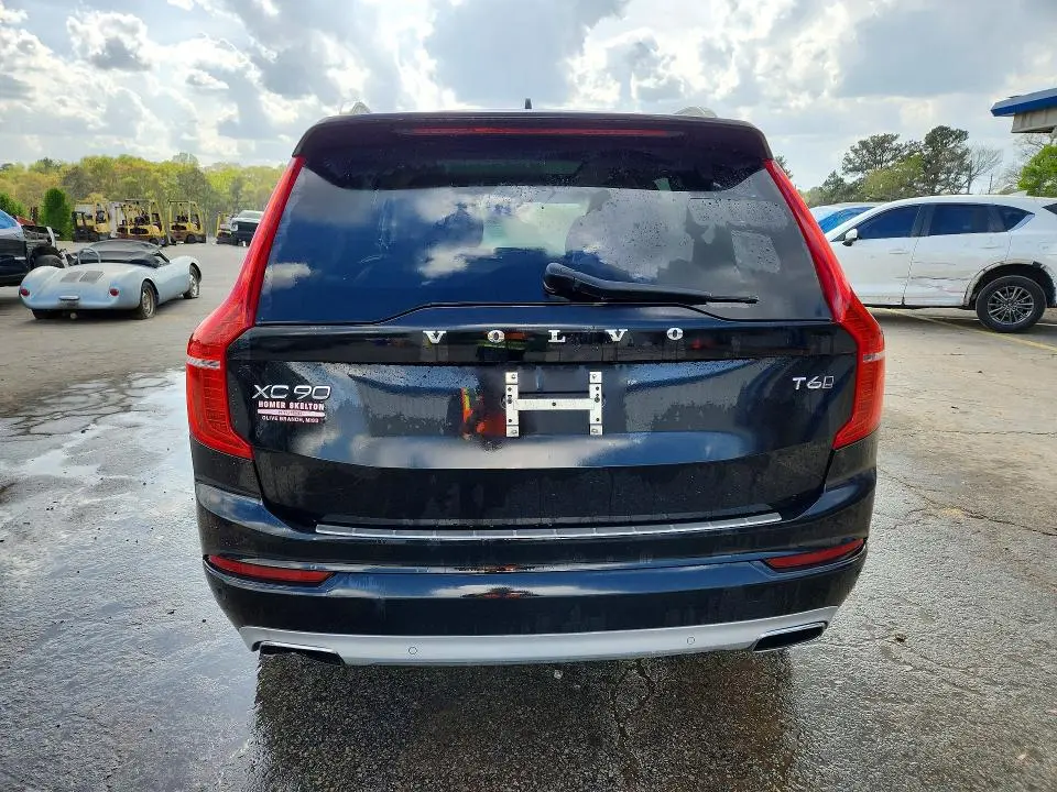 2016 VOLVO XC90 T6  