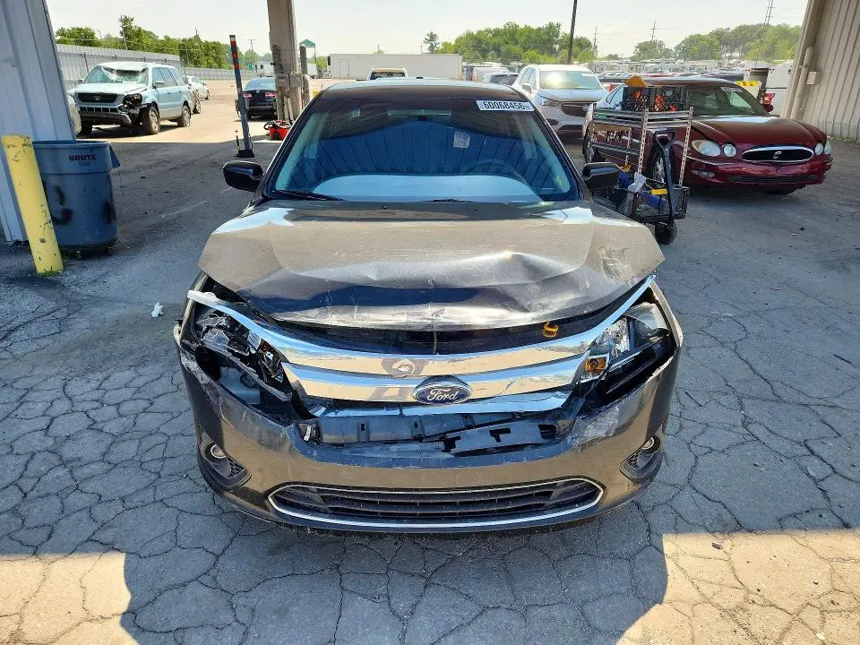 2011 FORD FUSION SE  