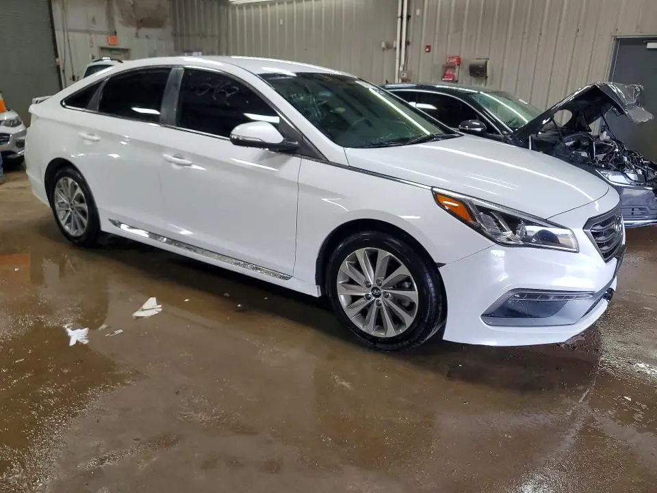 2015 HYUNDAI SONATA SPORT  