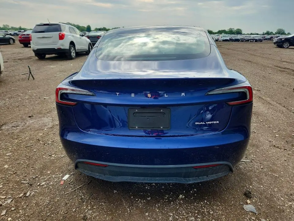 2024 TESLA MODEL 3   