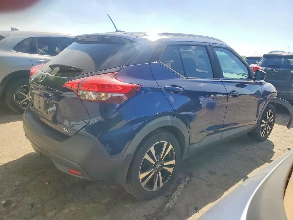 2018 NISSAN KICKS SV  