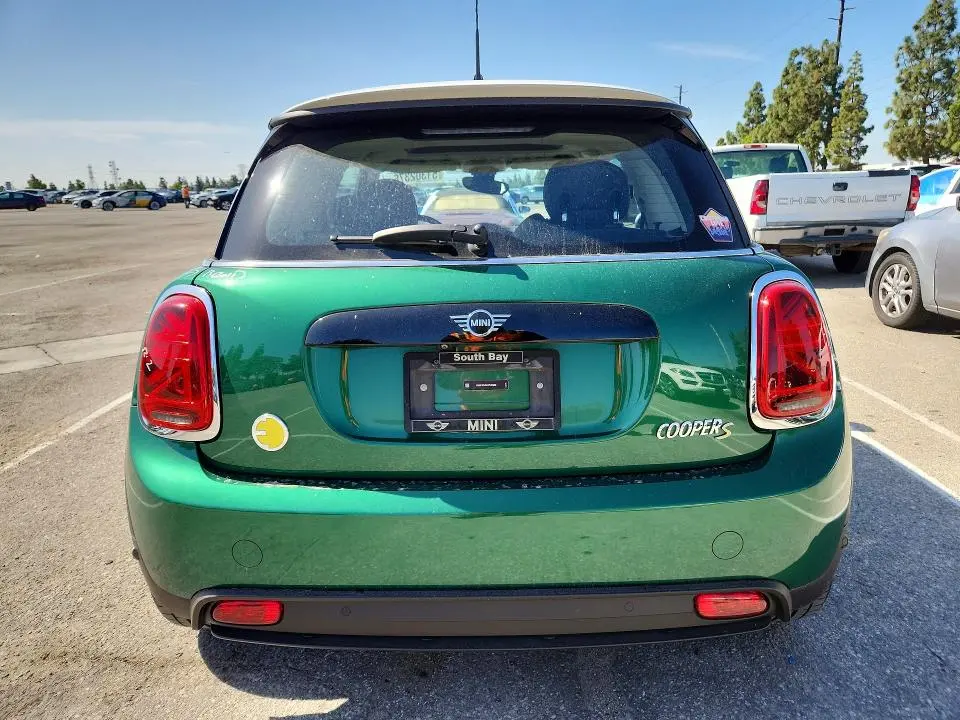 2024 MINI COOPER SE  