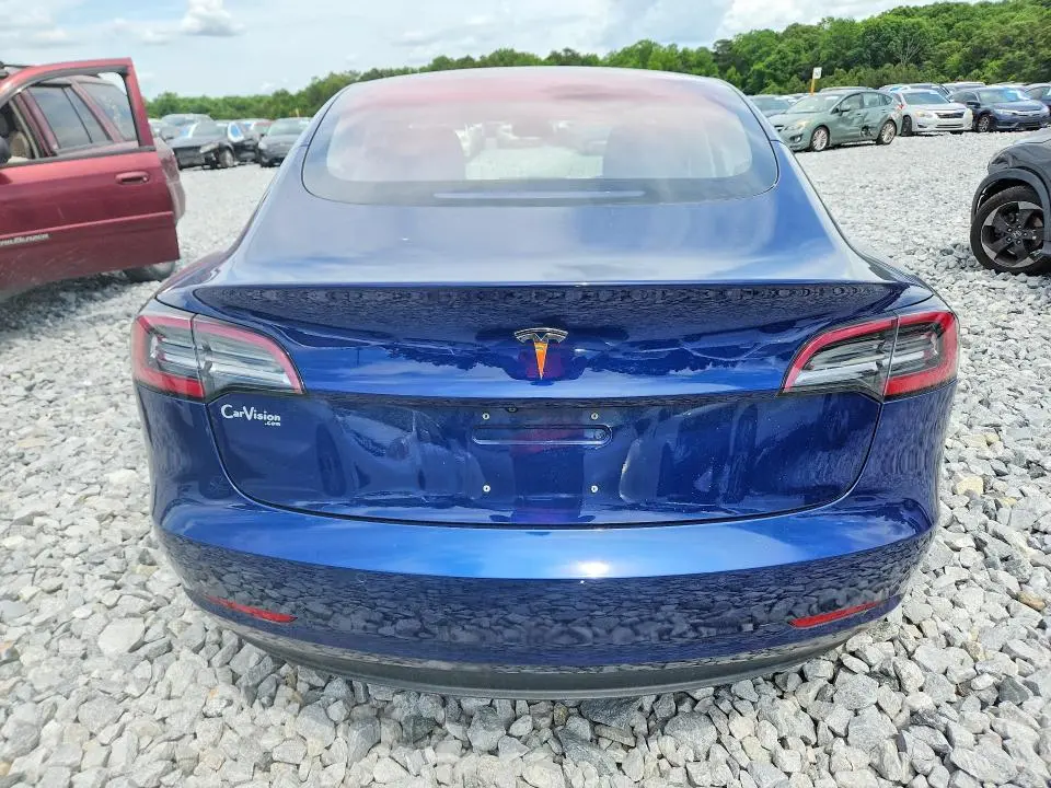 2018 TESLA MODEL 3   