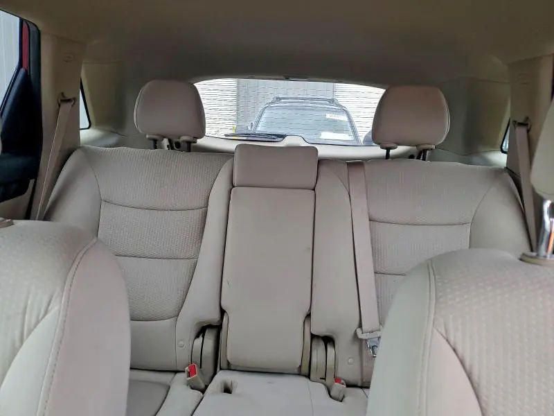2011 KIA SORENTO BASE  