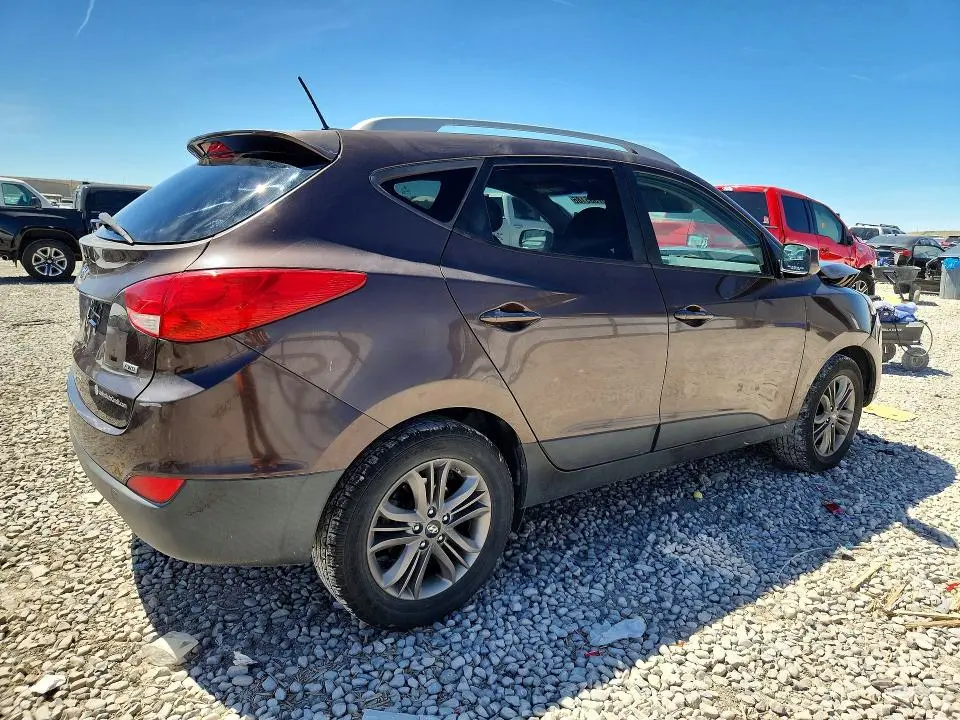 2015 HYUNDAI TUCSON SE  